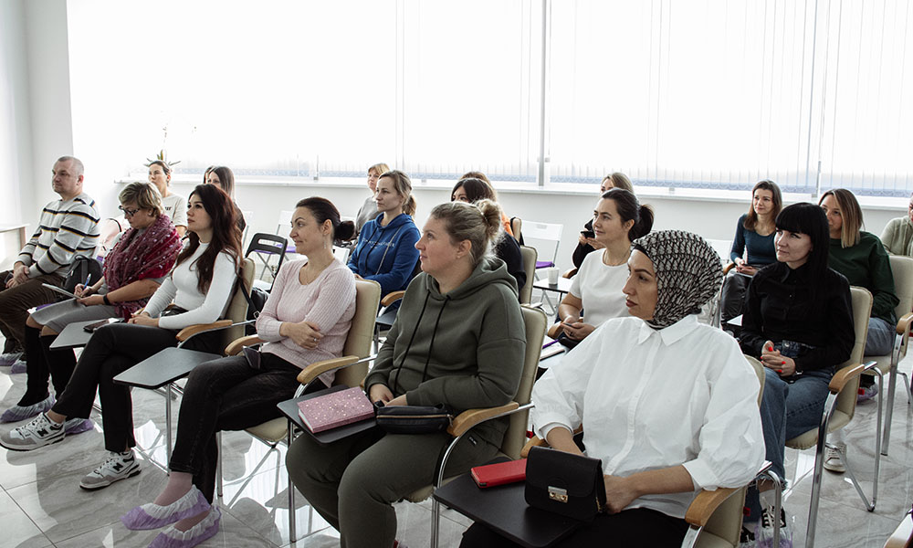 Гуру индустрии красоты приняли участие в деловой программе Учебного центра ARAVIA в Москве